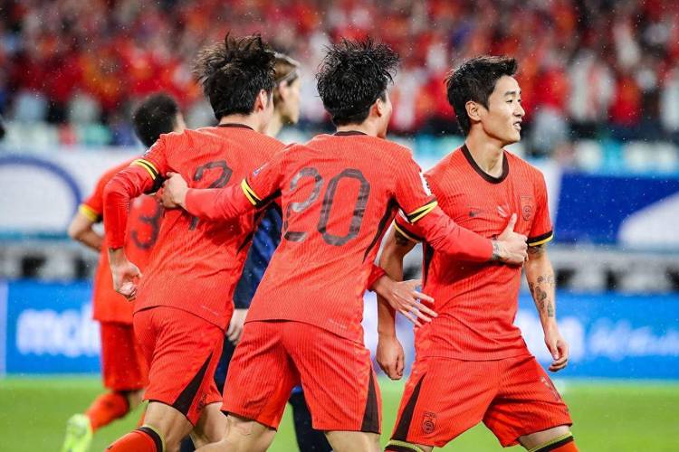 今天澳门晚9点35开特和国足vs巴林与国足vs巴林直播在线观看